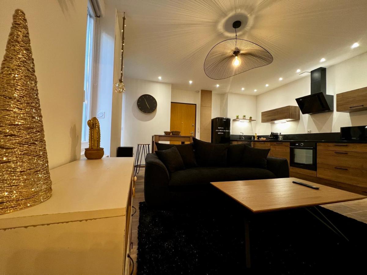 Appartement Cosy Centre Ville Roanne Exterior photo